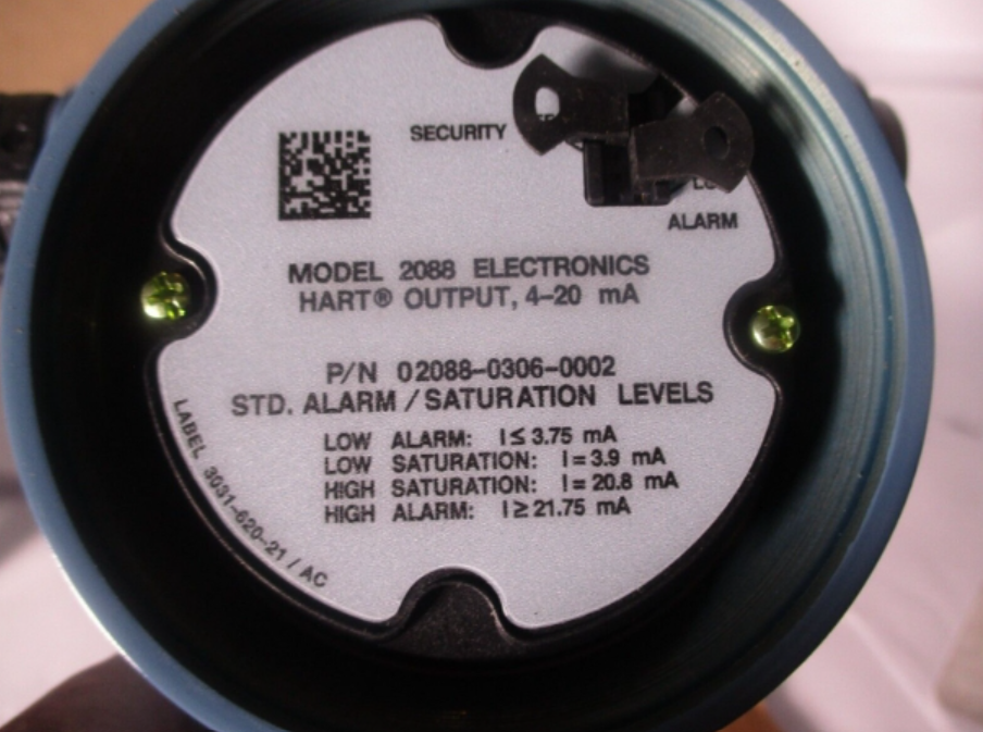 New Emerson Rosemount 2090FG3S2DE1Q4 Sanitary Pressure Transmitter 0-300 PSIG